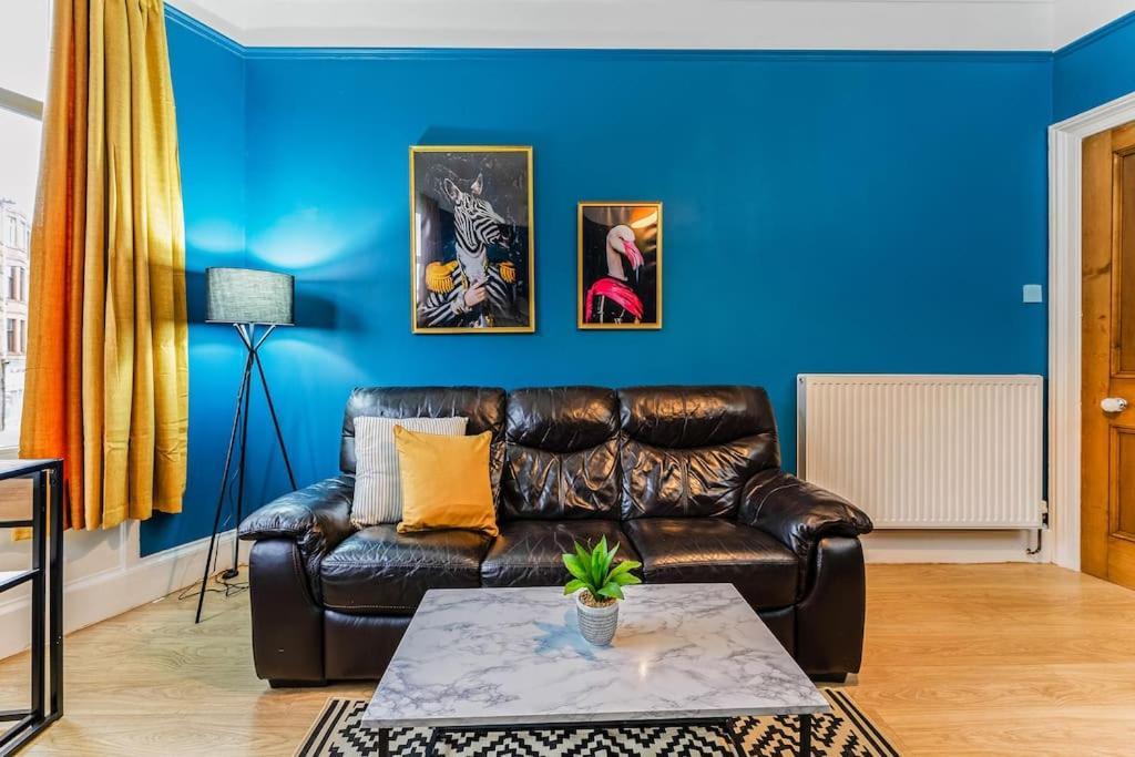 Traditional 1-Bed Flat In Southside Glasgow Ngoại thất bức ảnh