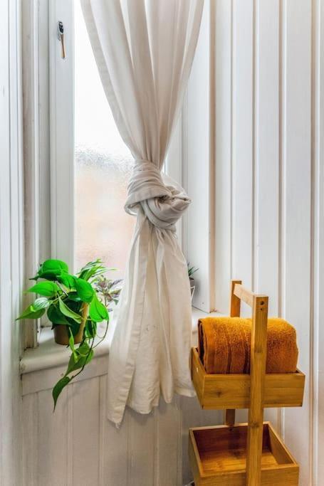 Traditional 1-Bed Flat In Southside Glasgow Ngoại thất bức ảnh